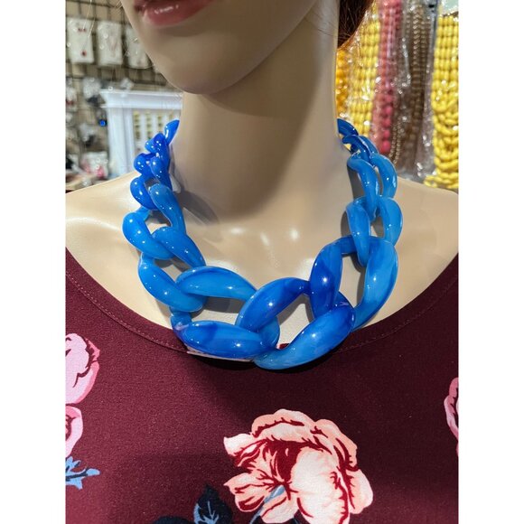 Acrylic necklace , chunky blue large link chain big acrylic chain necklace - Picture 2 of 10